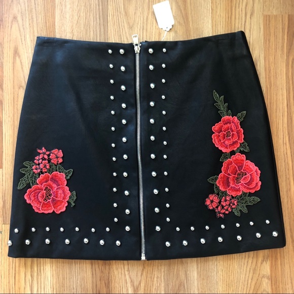 Forever 21 Dresses & Skirts - Forever 21 Faux Leather Floral Patch Studded Skirt